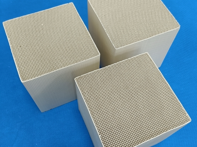 大菠萝首页疏水性蜂窩分子篩